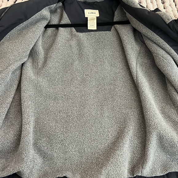 L L Bean Women’s Fleece Lined Coat - Picture 6 of 6